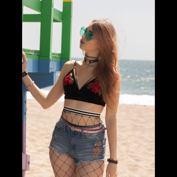 CLOSET INFO - Picture 6 of 6